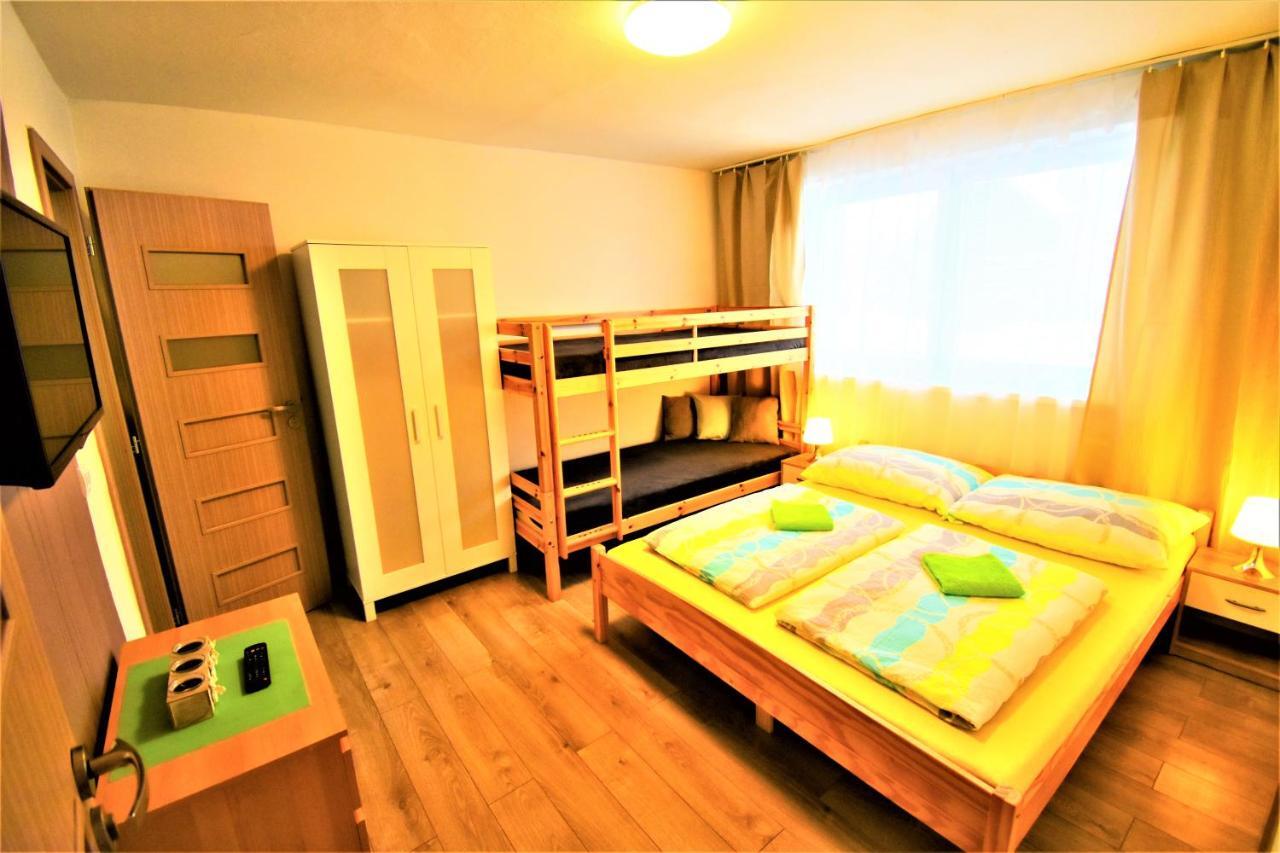Liptovský Mikuláš Penzion Privat Siesta酒店 外观 照片