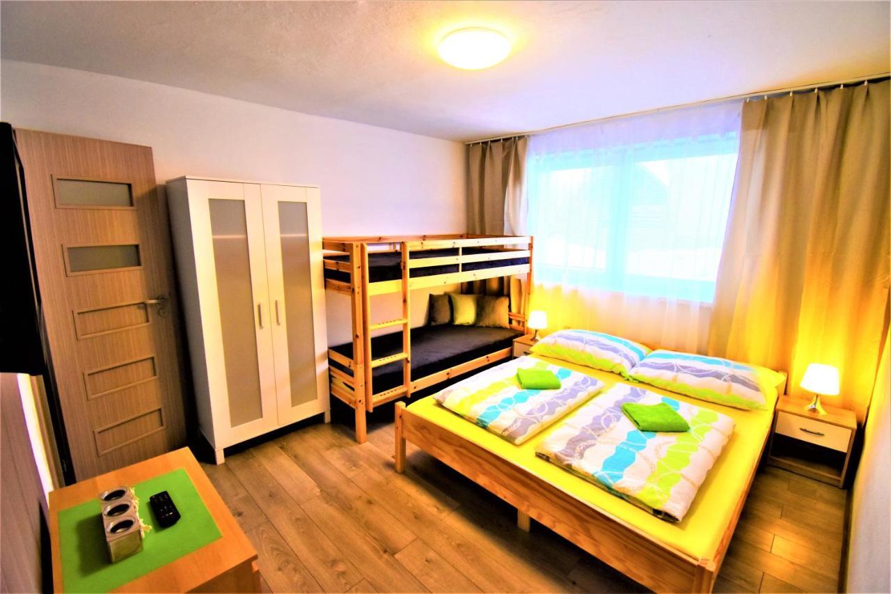 Liptovský Mikuláš Penzion Privat Siesta酒店 外观 照片